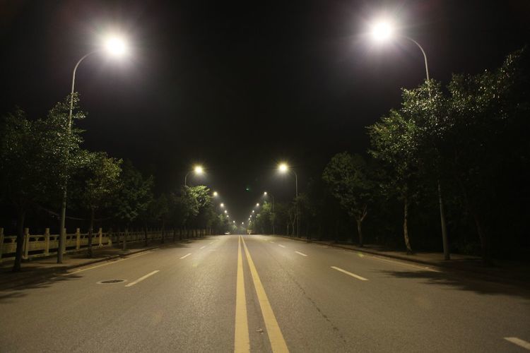 LED intelligent street lamp products implement green lighting technology and energy-saving transformation