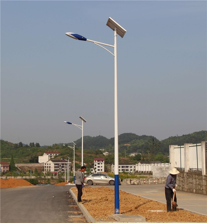 Solar street lamp, lighting effect of installation in Tianjin