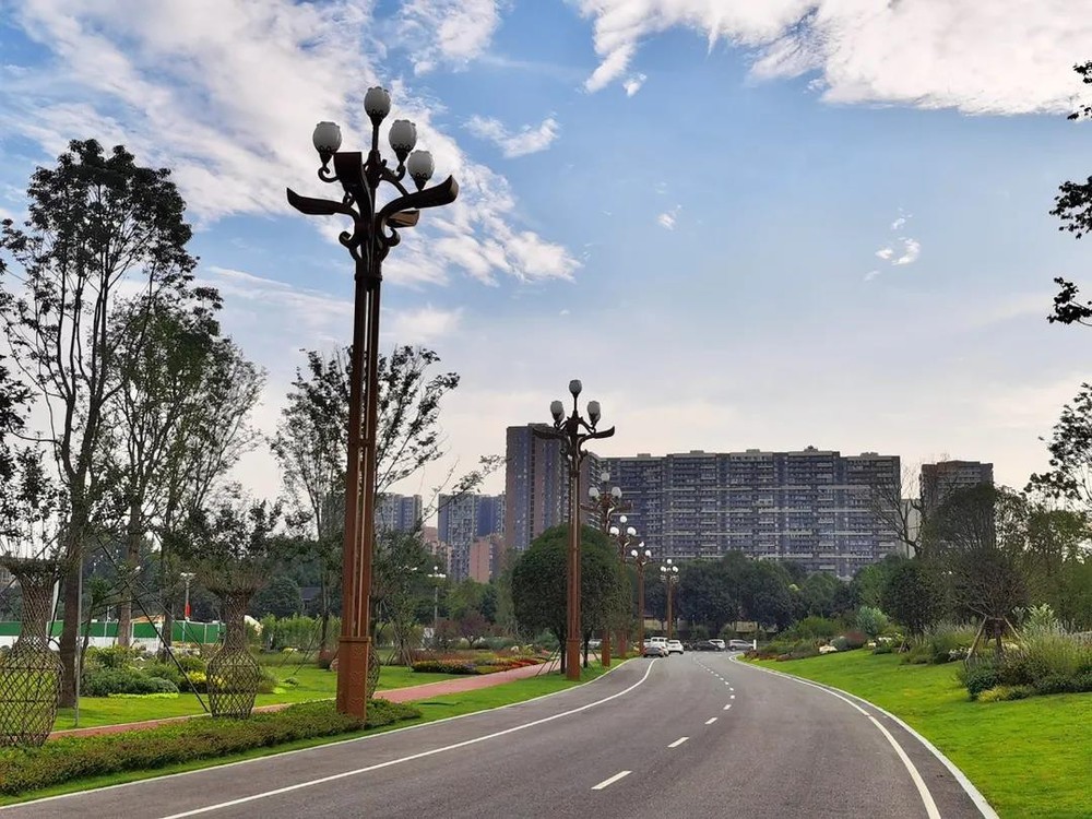 El llum de carrer de la saviesa cultural apareix al Chengdu Jinniu Hotel