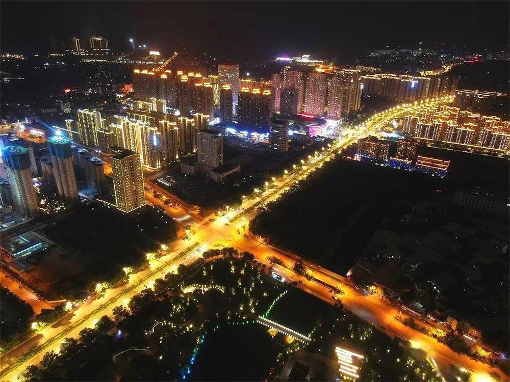 Urban road lighting upgrading project, night view appreciation of main road lights