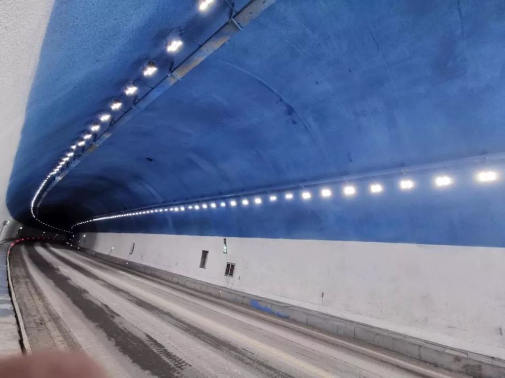 How to select floodlights for tunnel lighting design project